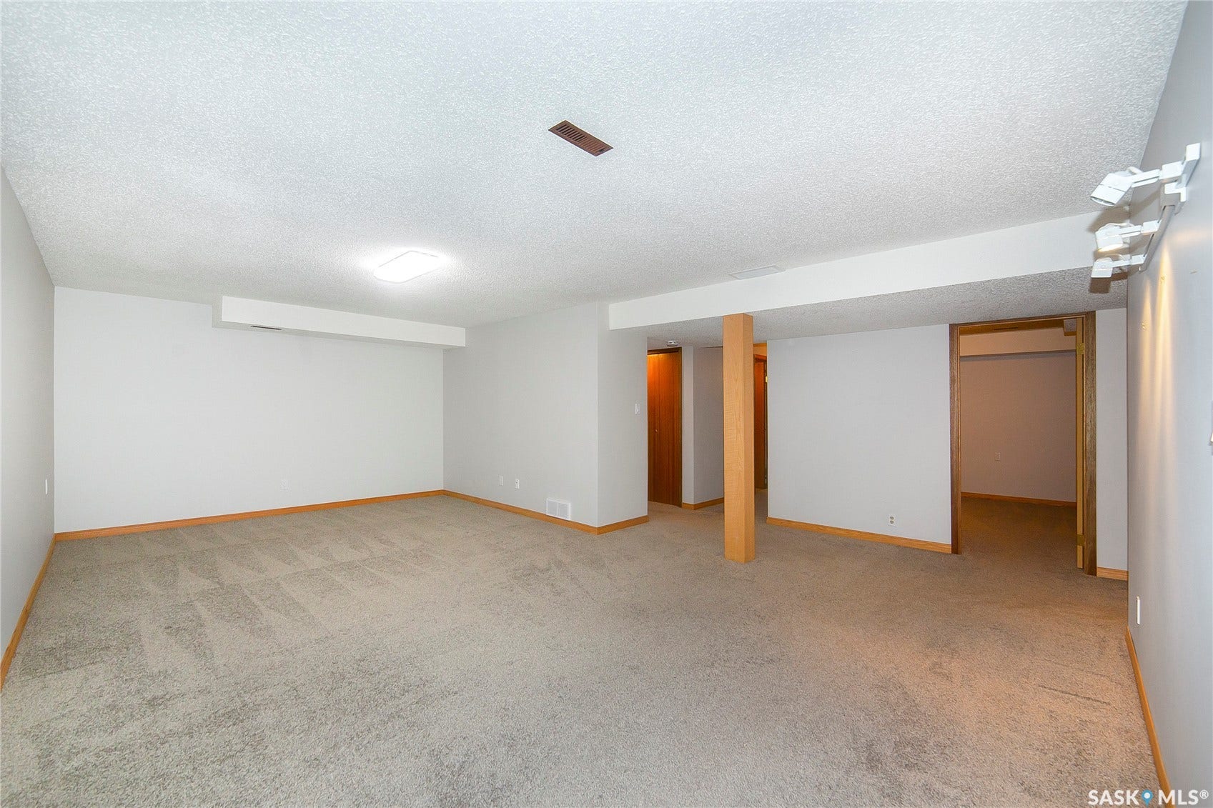 3415 Calder Crescent, #8, Saskatoon SK S7J 4Z9