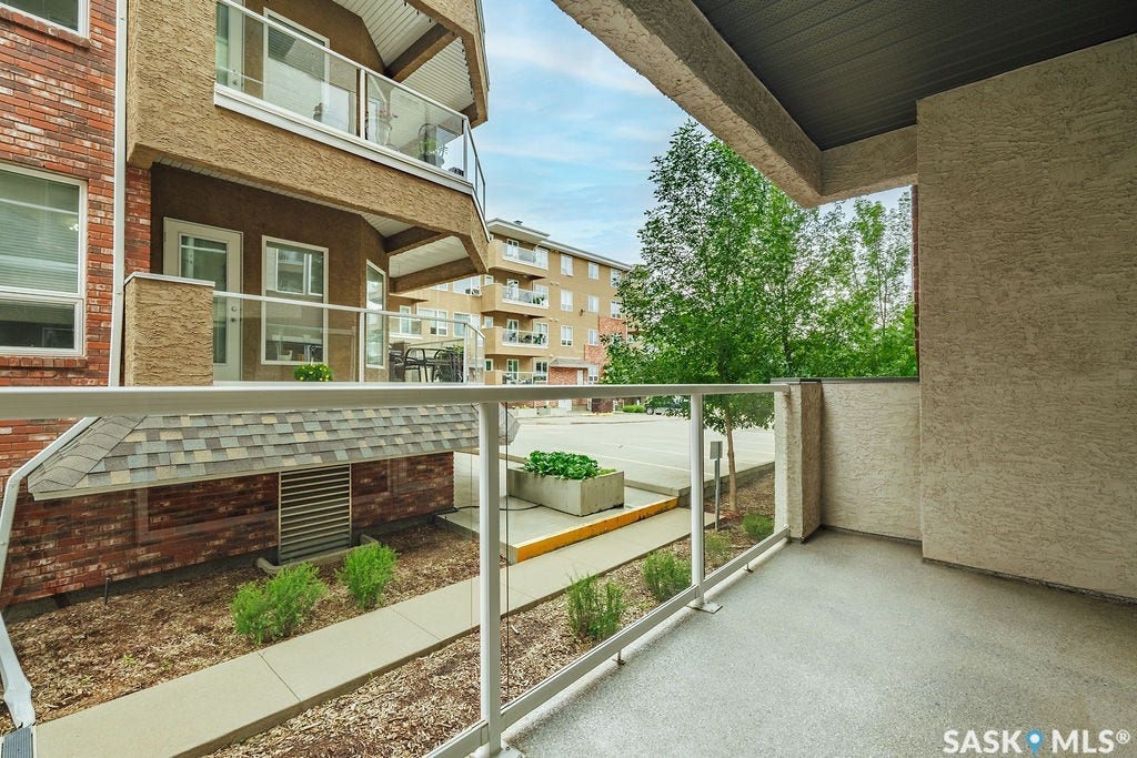 106 Armistice Way, #113, Saskatoon SK S7J 2H4
