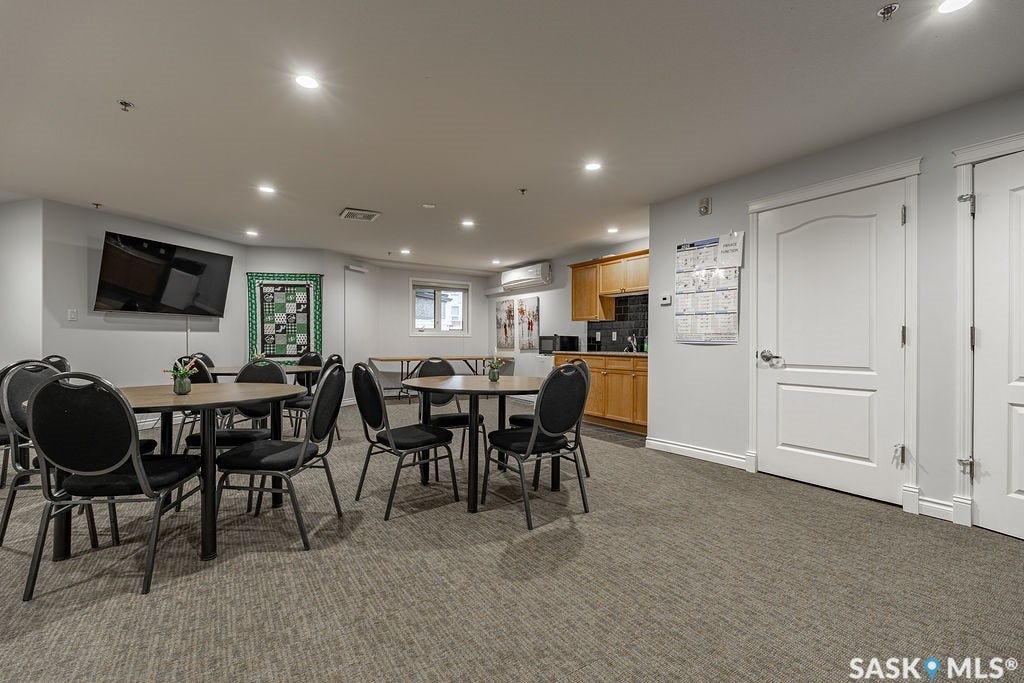 106 Armistice Way, #113, Saskatoon SK S7J 2H4