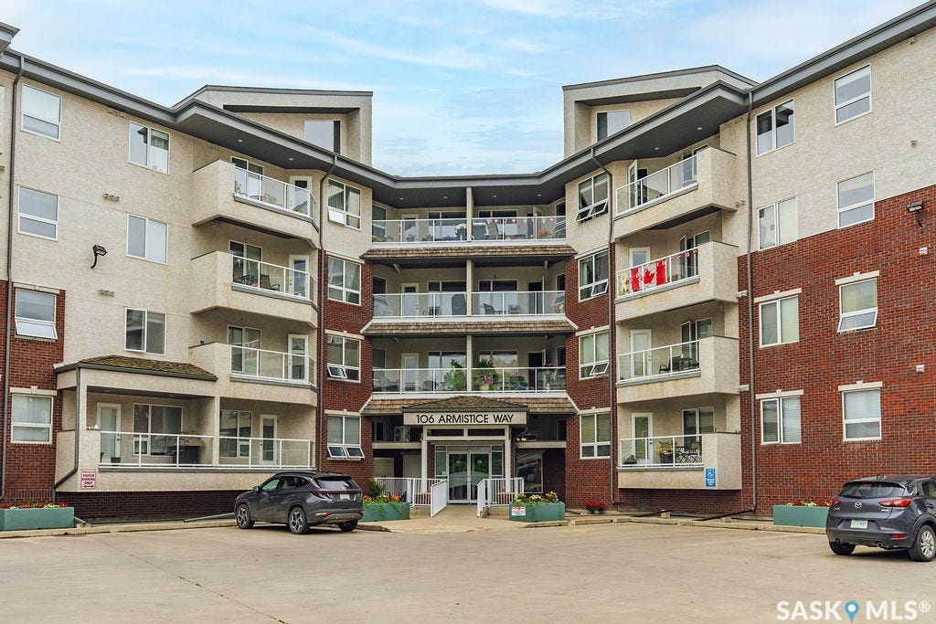106 Armistice Way, #113, Saskatoon SK S7J 2H4
