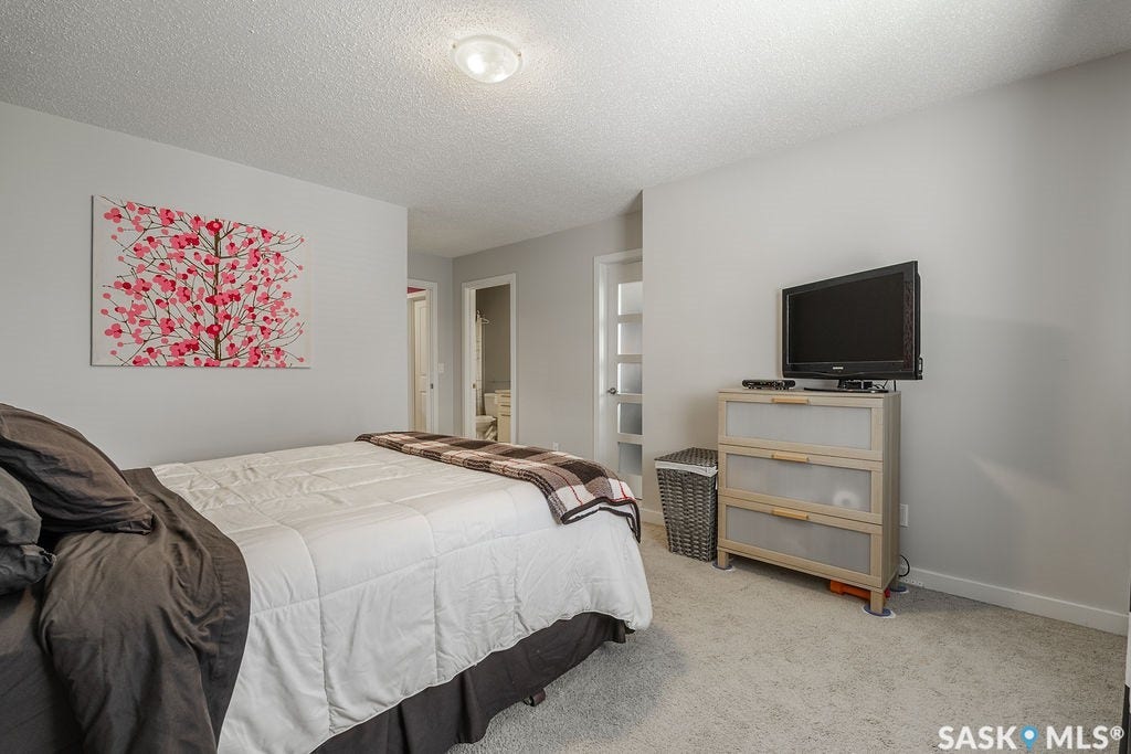 410 Ledingham Way, #114, Saskatoon SK S7V 0C4