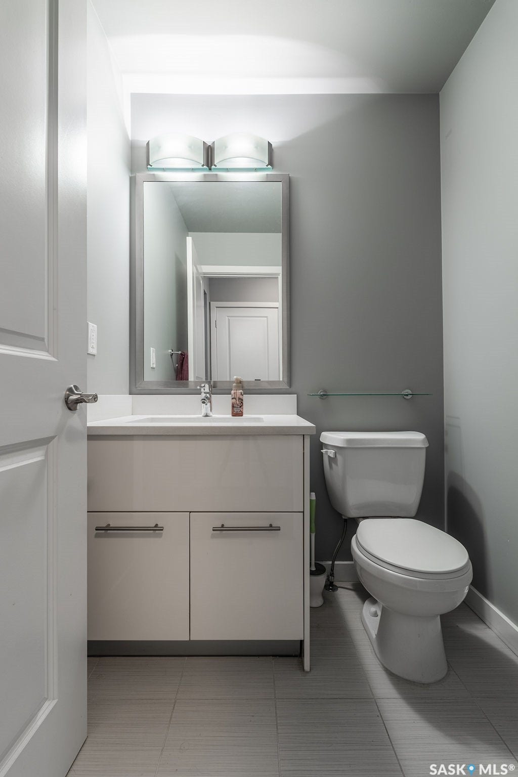 410 Ledingham Way, #114, Saskatoon SK S7V 0C4