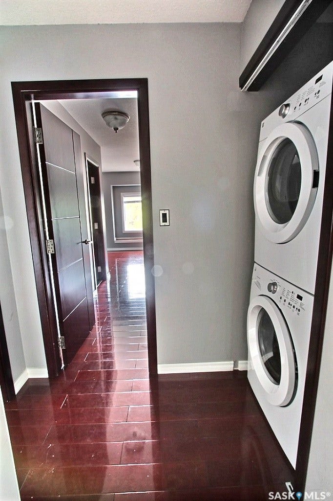 201 10th Street E, Prince Albert SK S6V 0Y8
