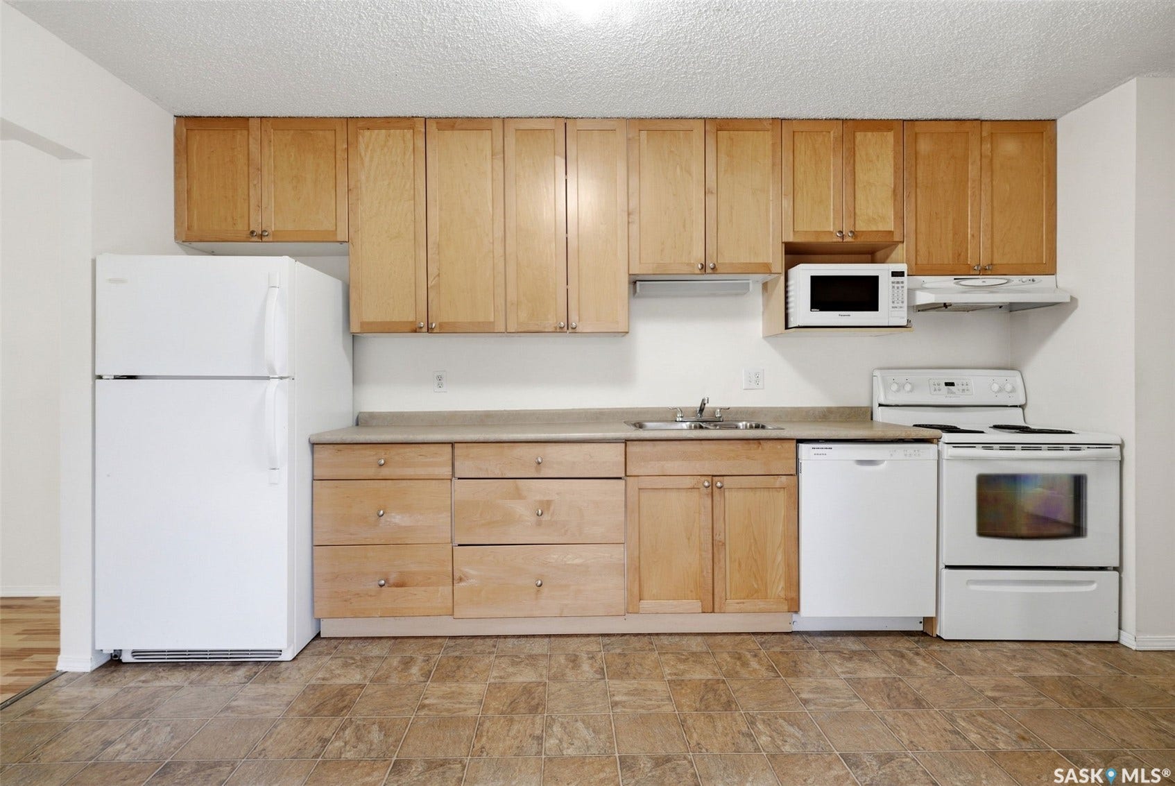 185 Thomson Avenue, Regina SK S4N 5L2
