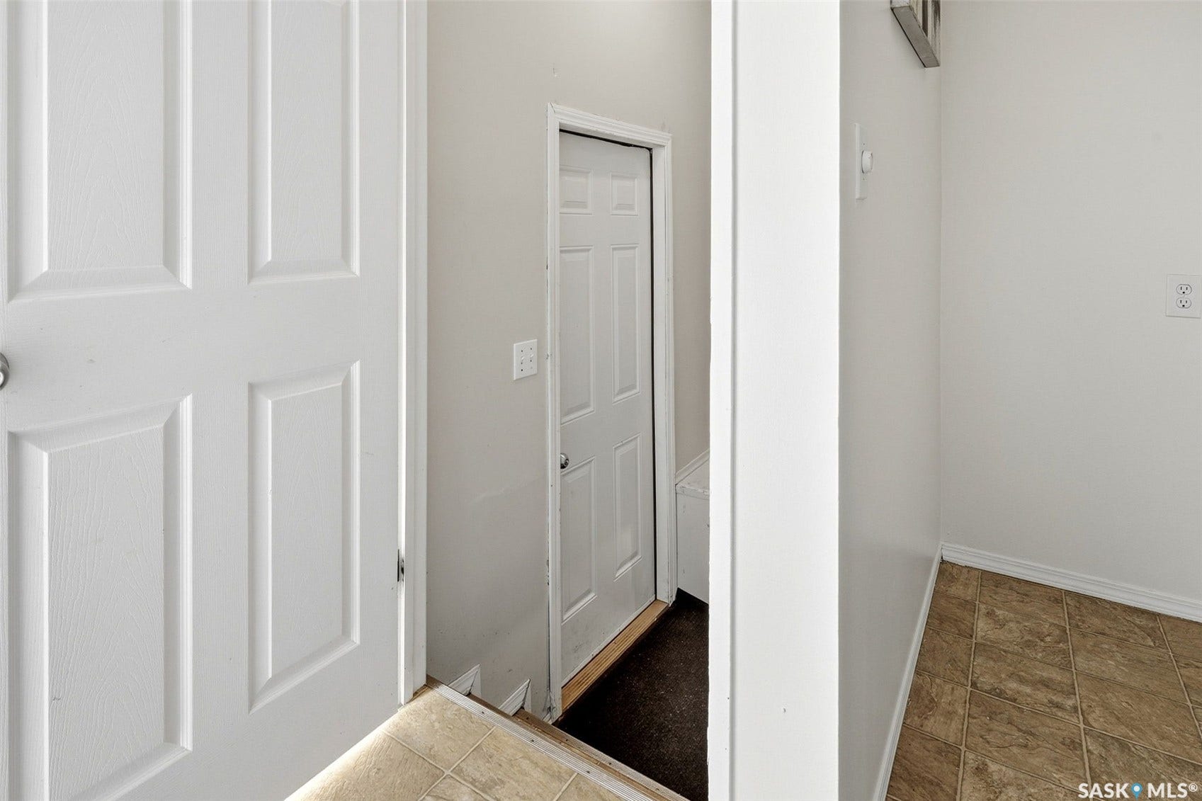185 Thomson Avenue, Regina SK S4N 5L2