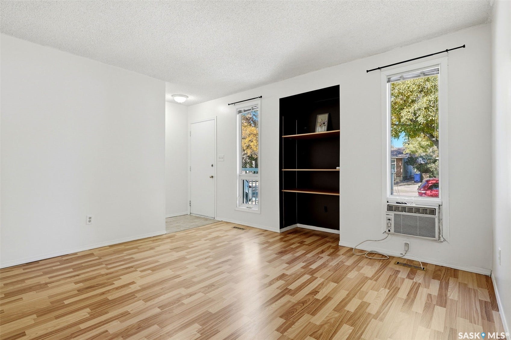 185 Thomson Avenue, Regina SK S4N 5L2