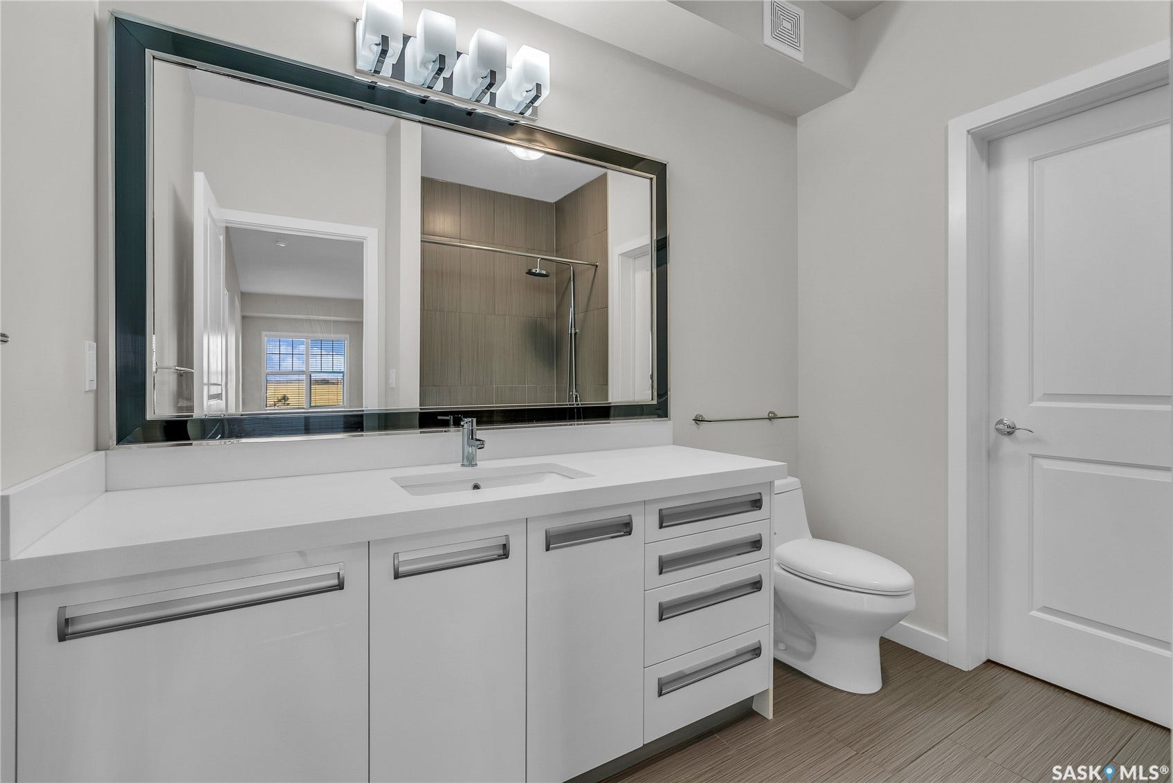 1015 Patrick Crescent, #212, Saskatoon SK S7W 0M4