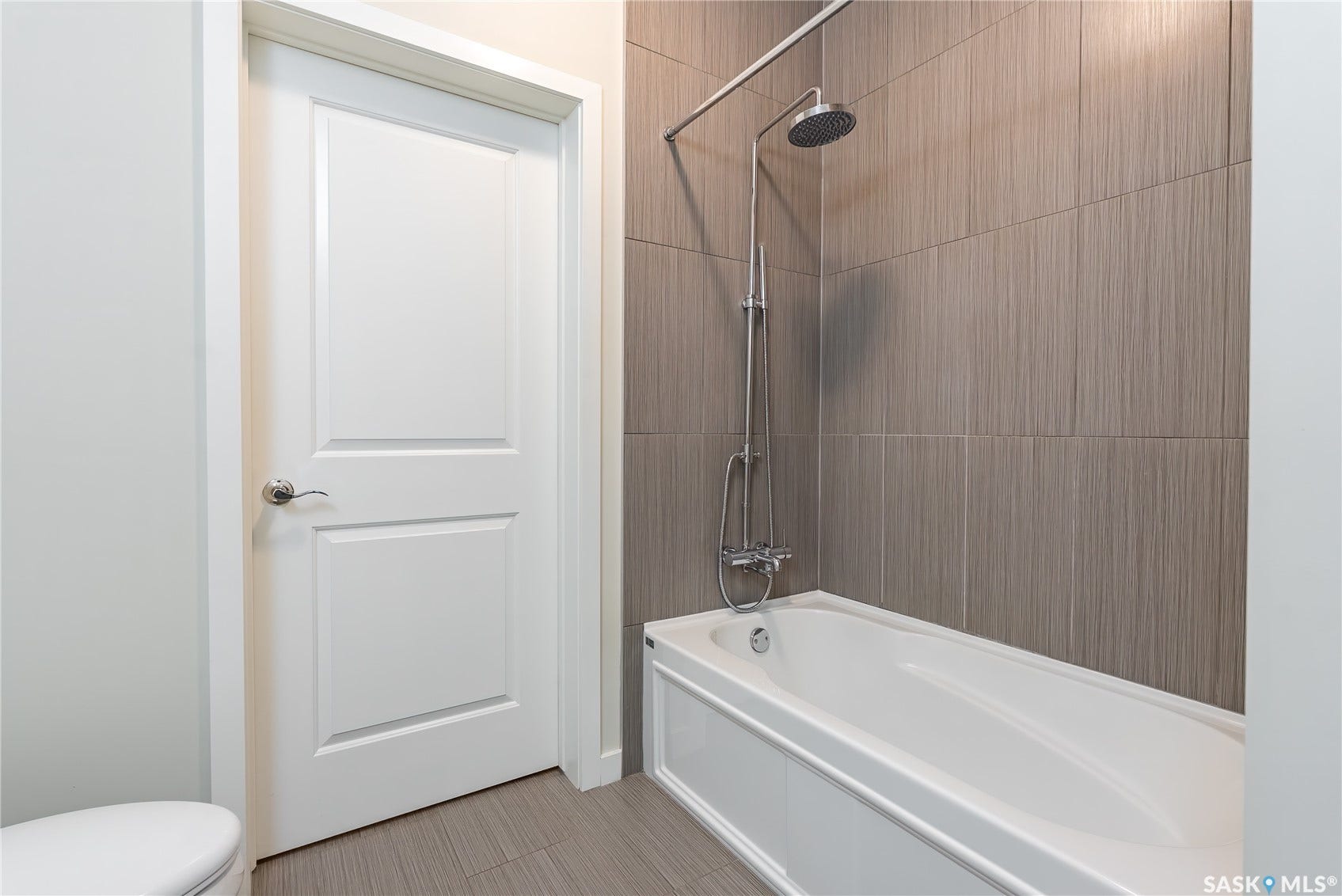 1015 Patrick Crescent, #212, Saskatoon SK S7W 0M4