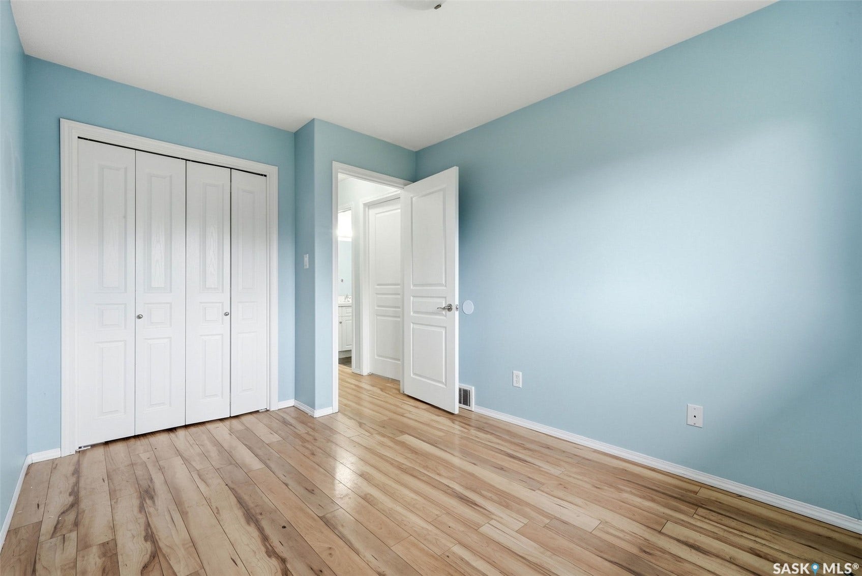 2266 Atkinson Street, Regina SK S4N 7R2