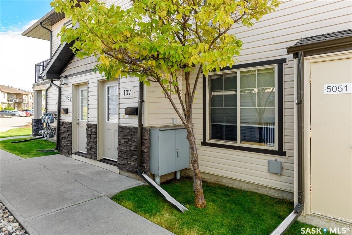 5051 James Hill Road, #107, Regina SK S4W 0B9 5051 James Hill Road, #107, Regina SK S4W 0B9