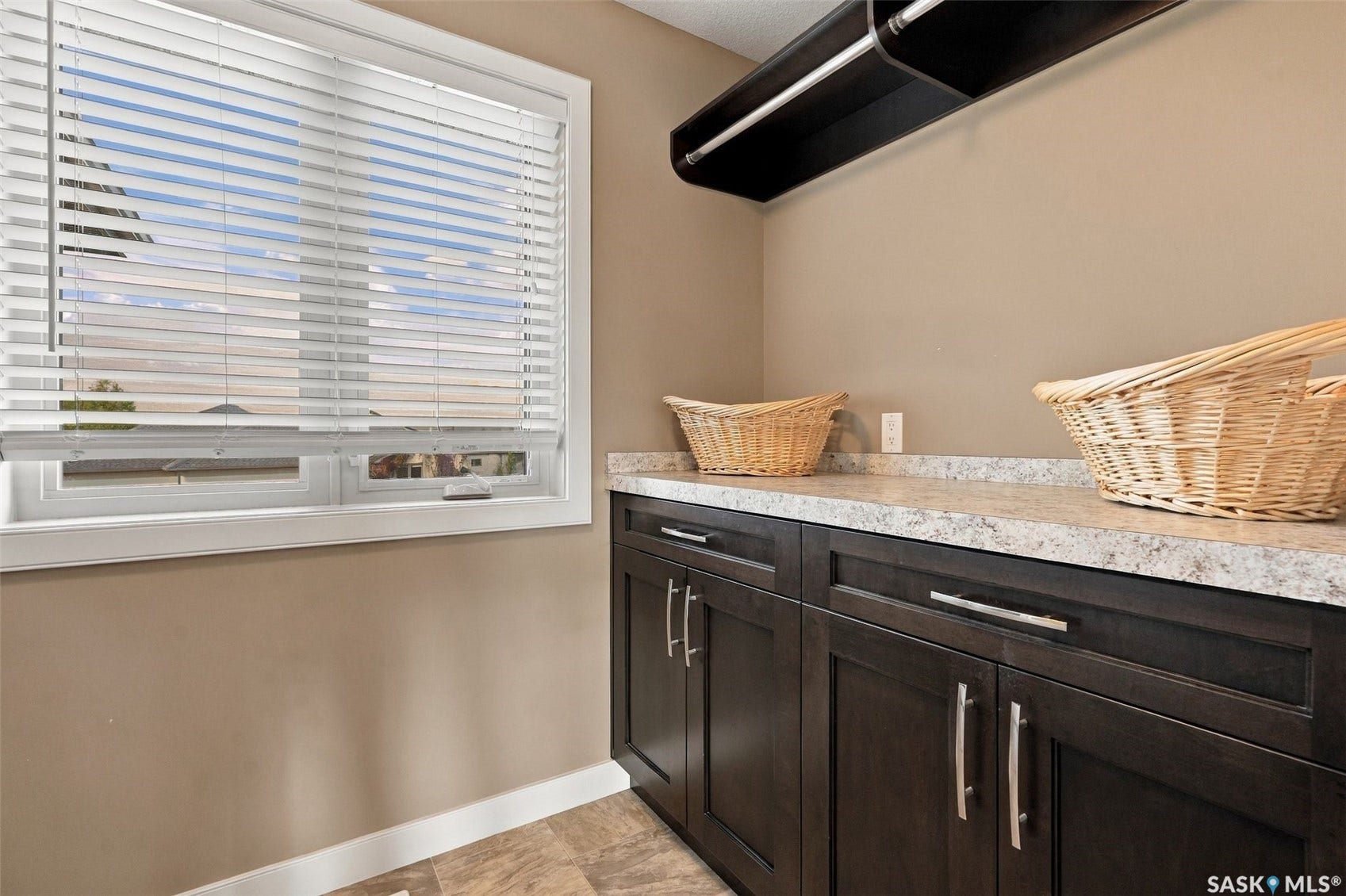 4414 Sandpiper Crescent E, Regina SK S4V 1N3 4414 Sandpiper Crescent E, Regina SK S4V 1N3