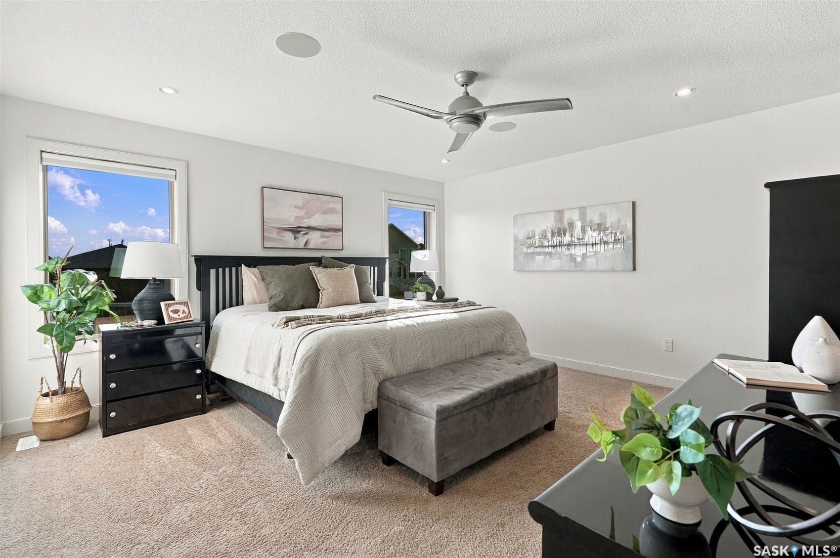 4414 Sandpiper Crescent E, Regina SK S4V 1N3 4414 Sandpiper Crescent E, Regina SK S4V 1N3