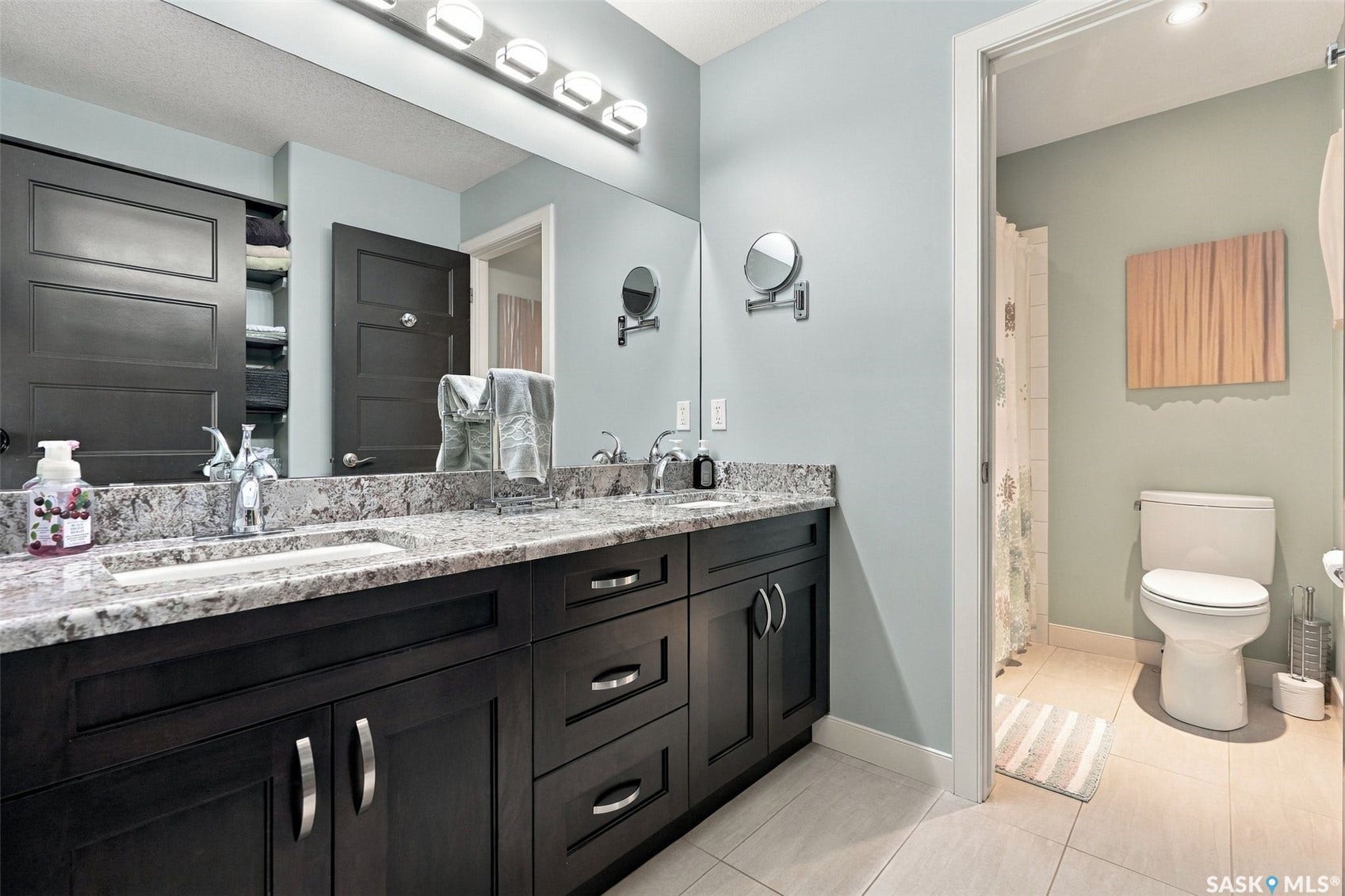 4414 Sandpiper Crescent E, Regina SK S4V 1N3 4414 Sandpiper Crescent E, Regina SK S4V 1N3