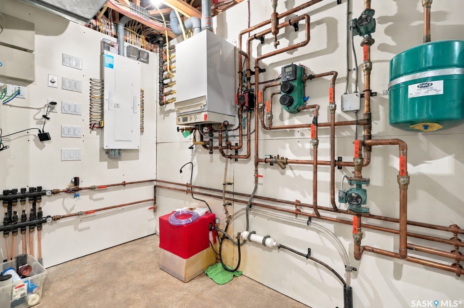 4414 Sandpiper Crescent E, Regina SK S4V 1N3 4414 Sandpiper Crescent E, Regina SK S4V 1N3