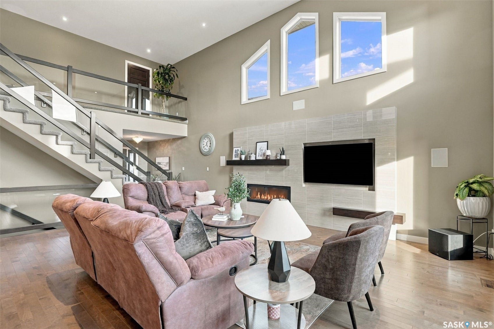 4414 Sandpiper Crescent E, Regina SK S4V 1N3 4414 Sandpiper Crescent E, Regina SK S4V 1N3