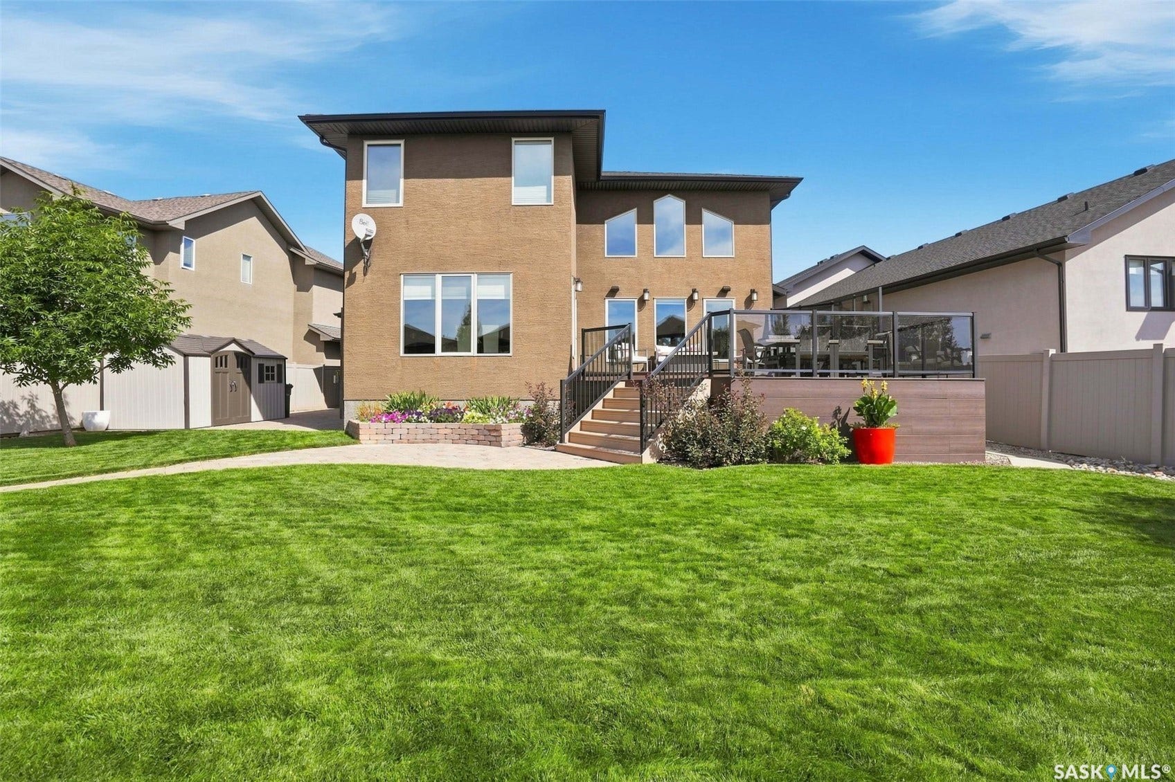 4414 Sandpiper Crescent E, Regina SK S4V 1N3 4414 Sandpiper Crescent E, Regina SK S4V 1N3
