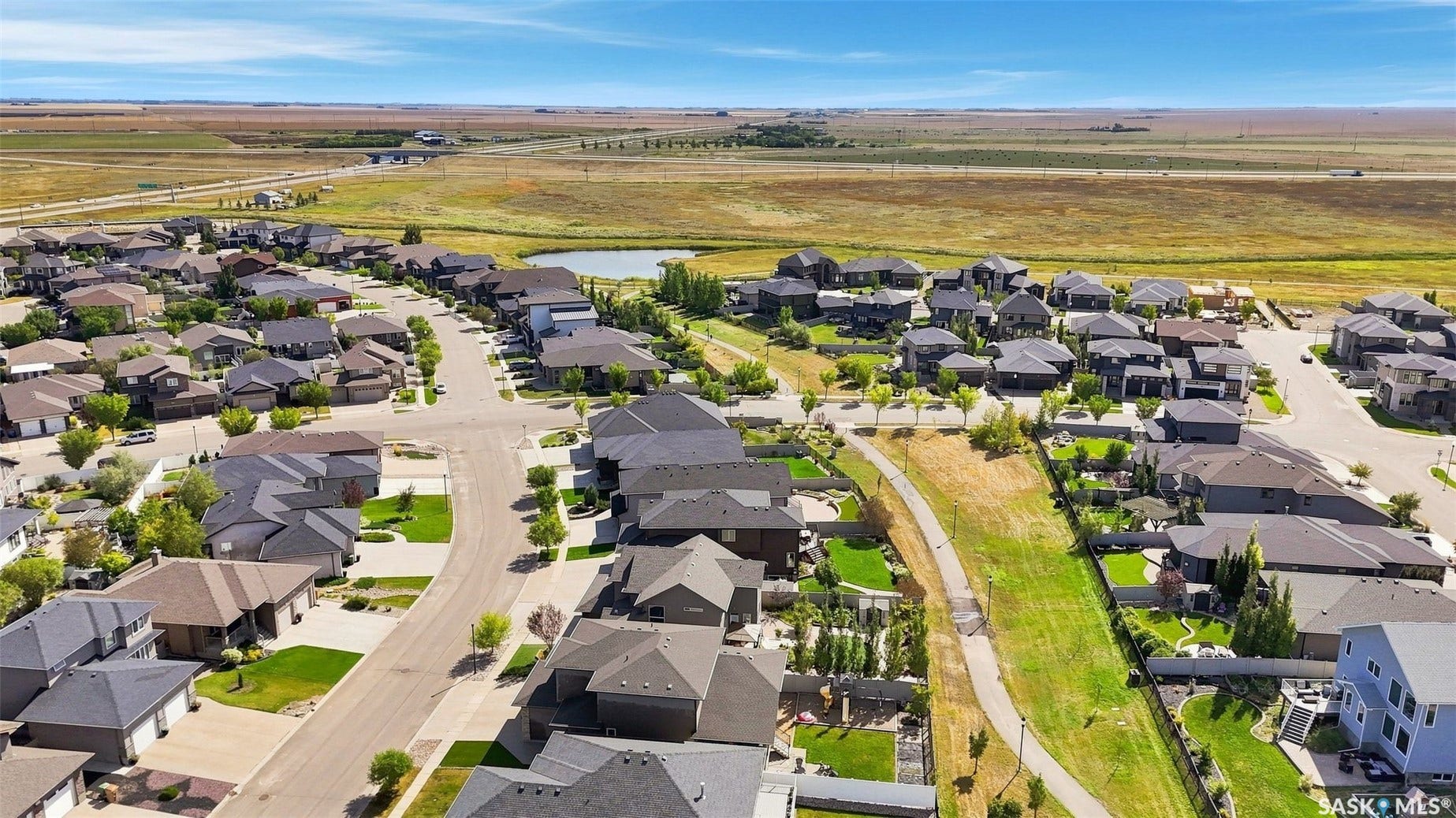 4414 Sandpiper Crescent E, Regina SK S4V 1N3 4414 Sandpiper Crescent E, Regina SK S4V 1N3