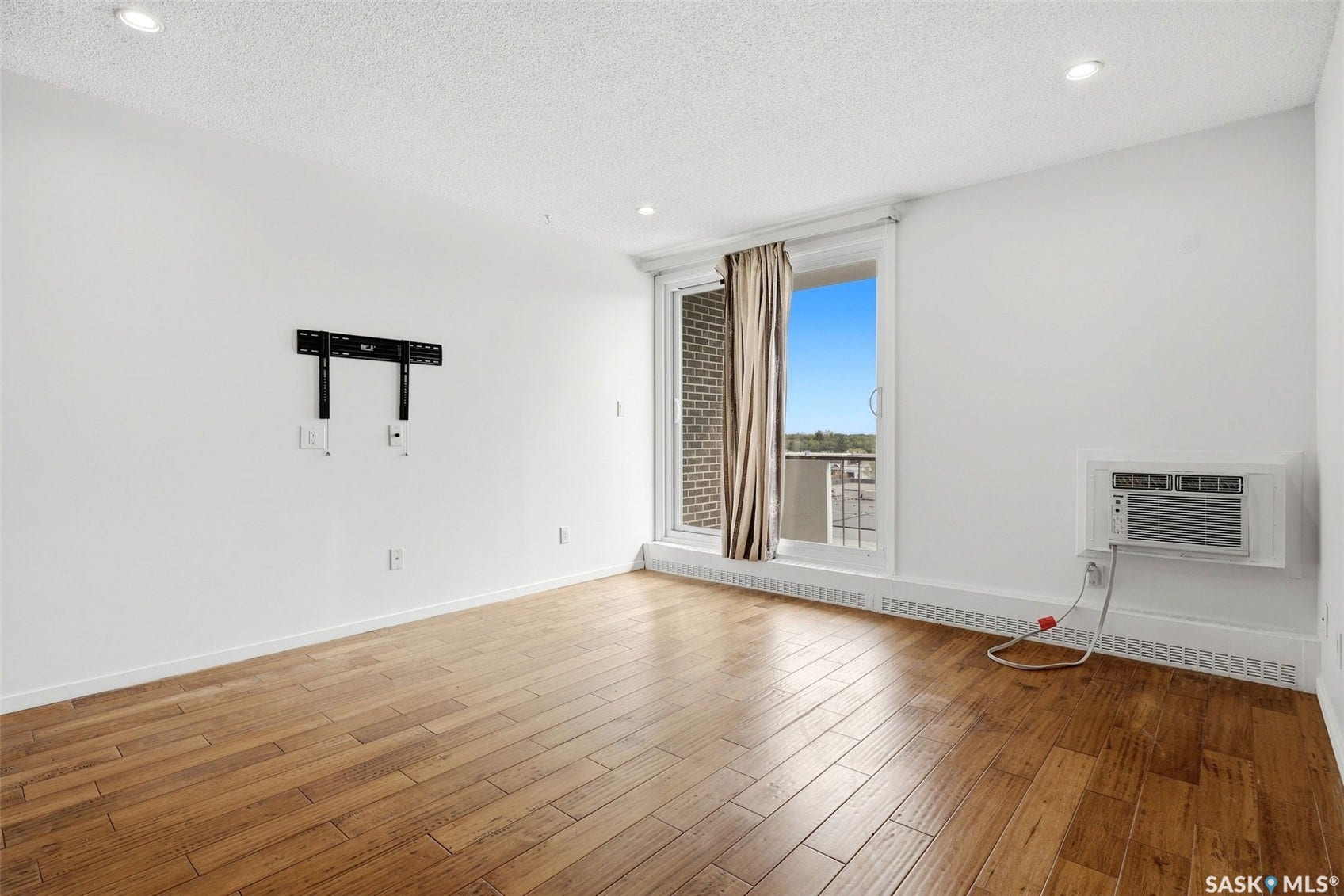 4545 Rae Street, #605, Regina SK S4S 3B2