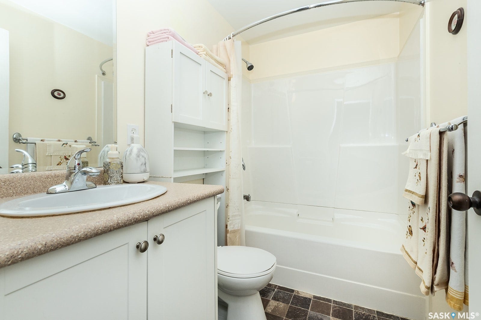4-piece bathroom