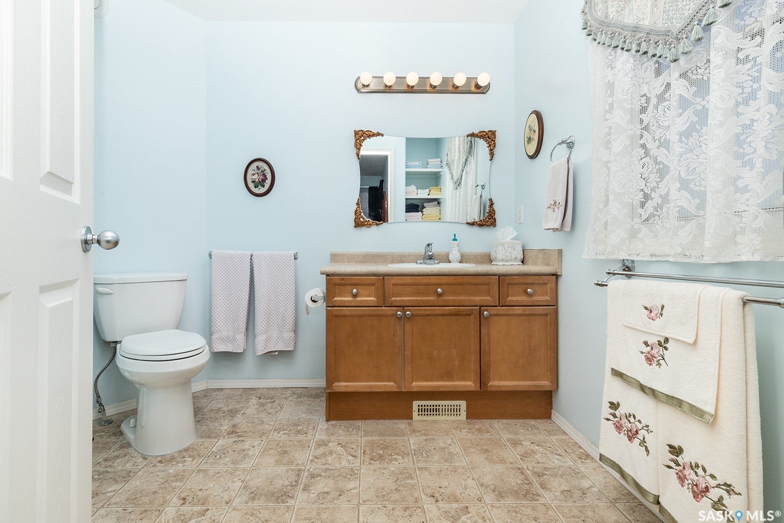 3-piece ensuite