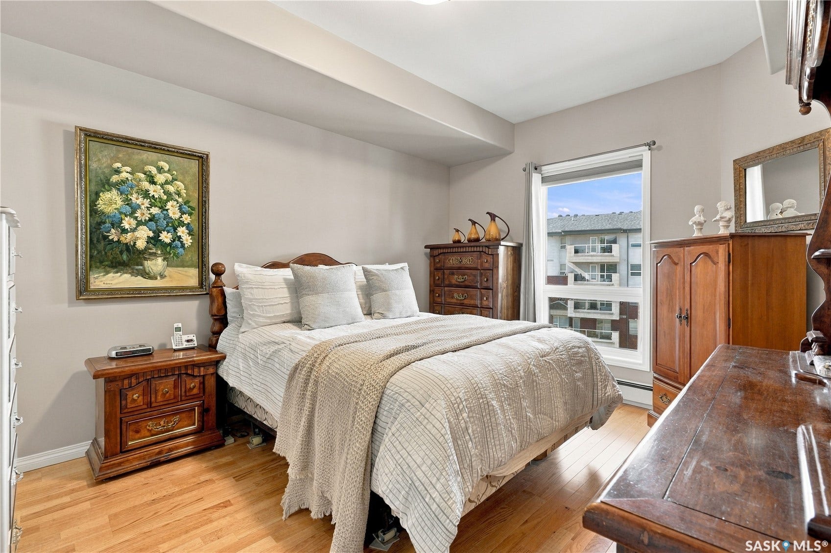 Hardwood-style flooring throughout