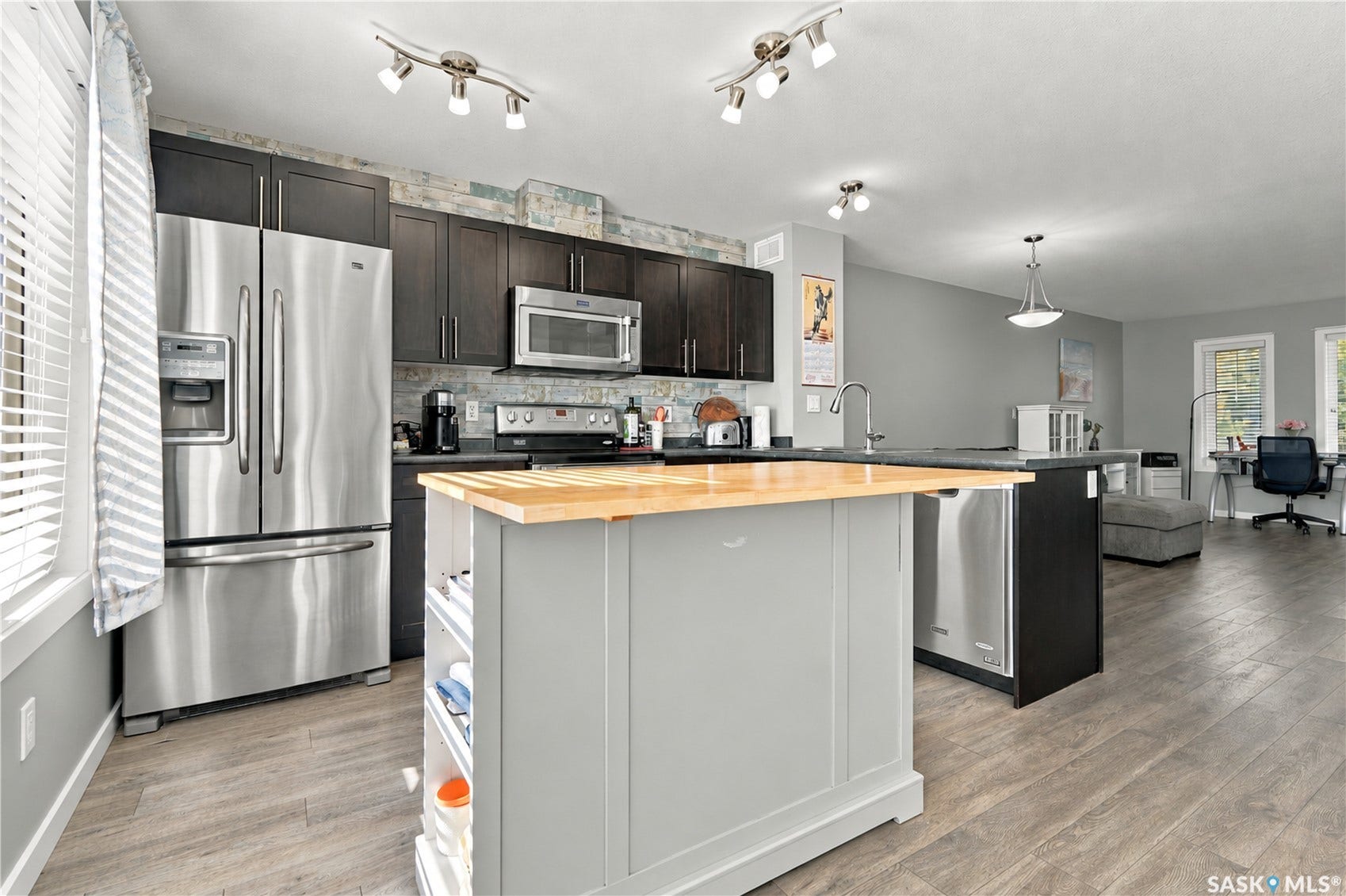 4653 Primrose Green Drive E, Regina SK S4V 3K8