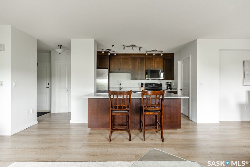 902 Spadina Crescent E, #409, Saskatoon SK S7K 0G8