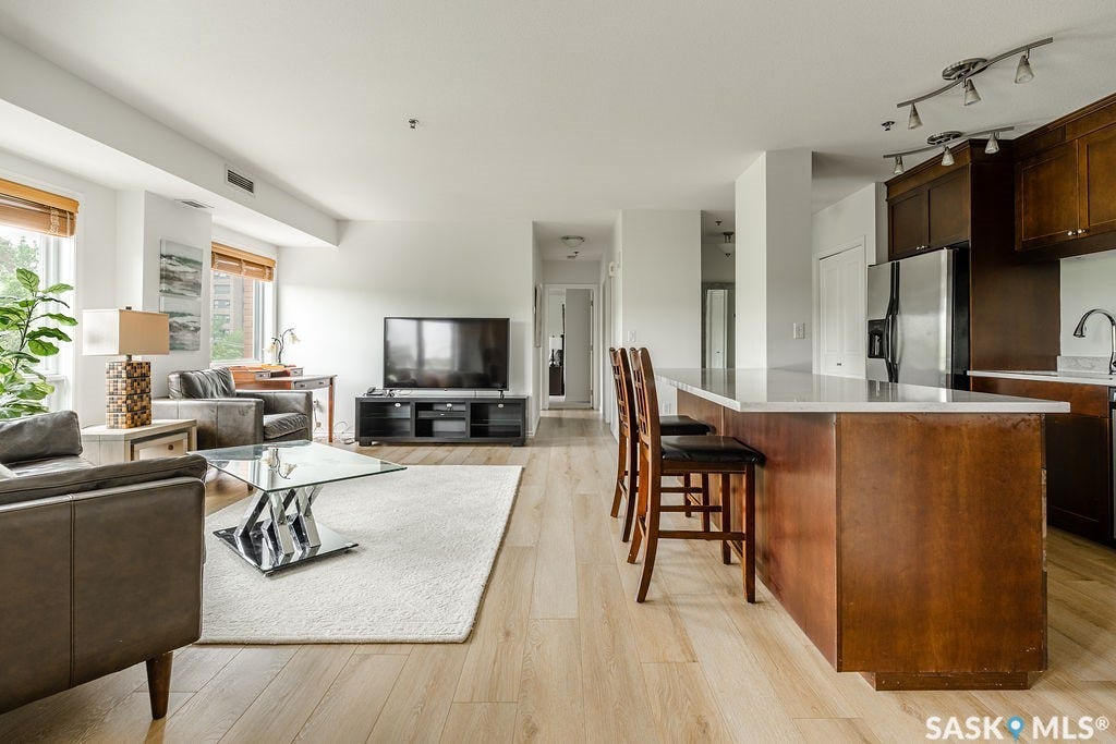 902 Spadina Crescent E, #409, Saskatoon SK S7K 0G8