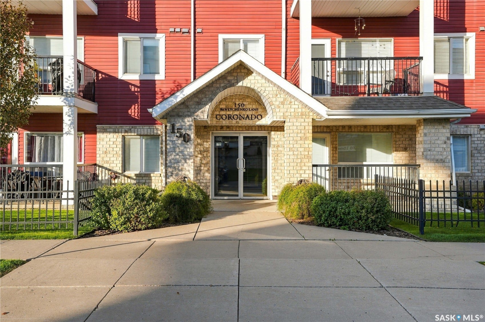 150 Pawlychenko Lane, #319, Saskatoon SK S7V 0B4