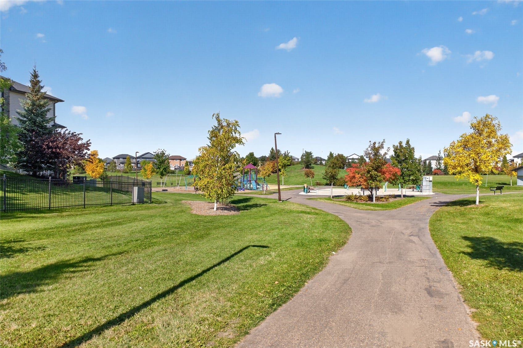 215 Hampton Green, #16, Saskatoon SK S7R 0G7