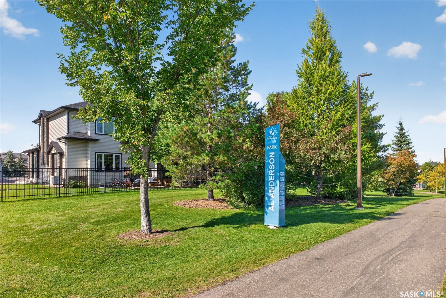 215 Hampton Green, #16, Saskatoon SK S7R 0G7