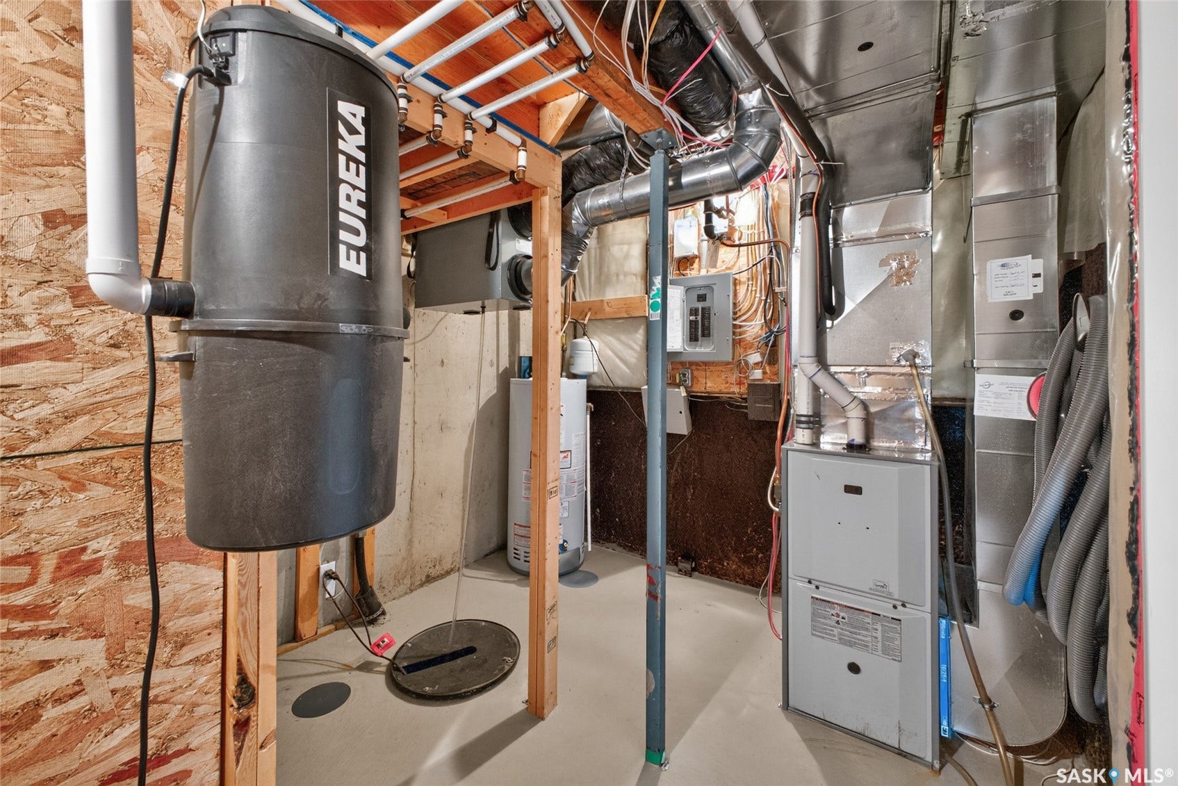 215 Hampton Green, #16, Saskatoon SK S7R 0G7
