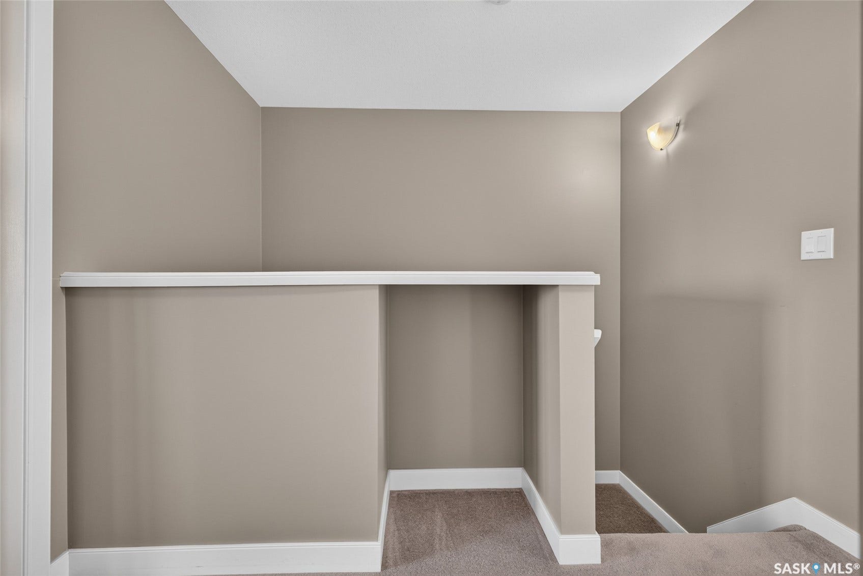 215 Hampton Green, #16, Saskatoon SK S7R 0G7