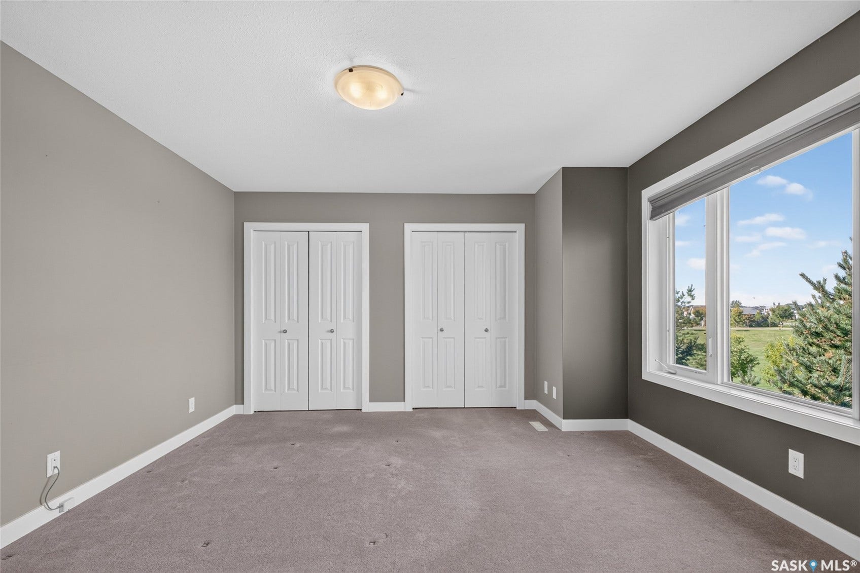 215 Hampton Green, #16, Saskatoon SK S7R 0G7