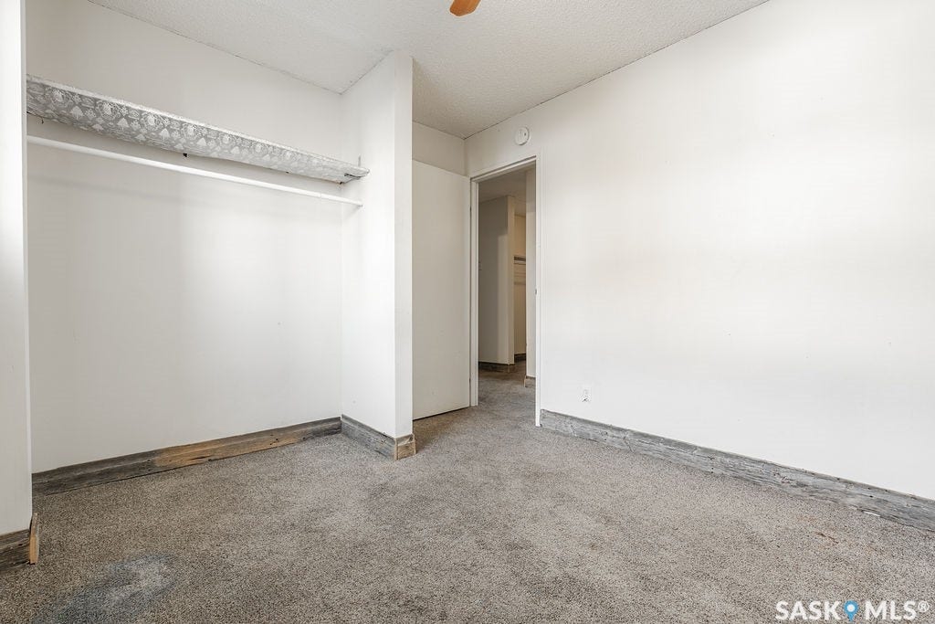 3302 33rd Street W, #212, Saskatoon SK S7L 6C9