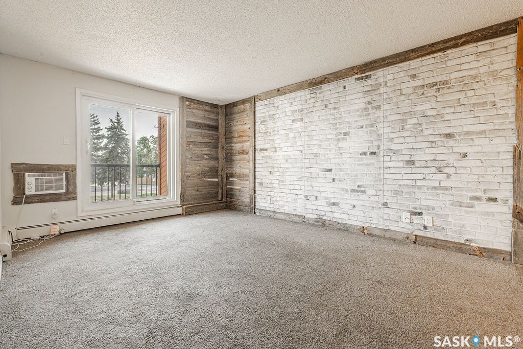 3302 33rd Street W, #212, Saskatoon SK S7L 6C9
