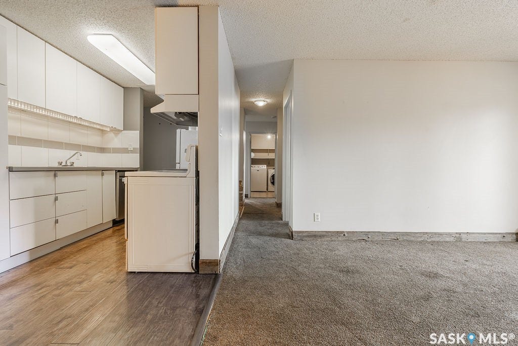 3302 33rd Street W, #212, Saskatoon SK S7L 6C9