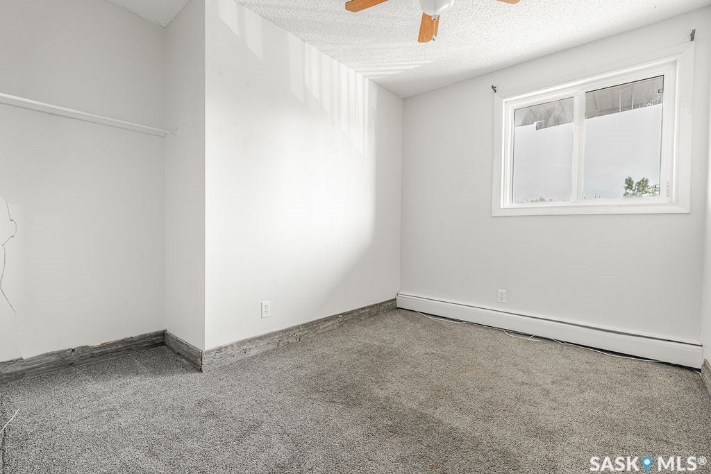 3302 33rd Street W, #212, Saskatoon SK S7L 6C9