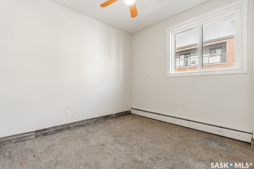 3302 33rd Street W, #212, Saskatoon SK S7L 6C9