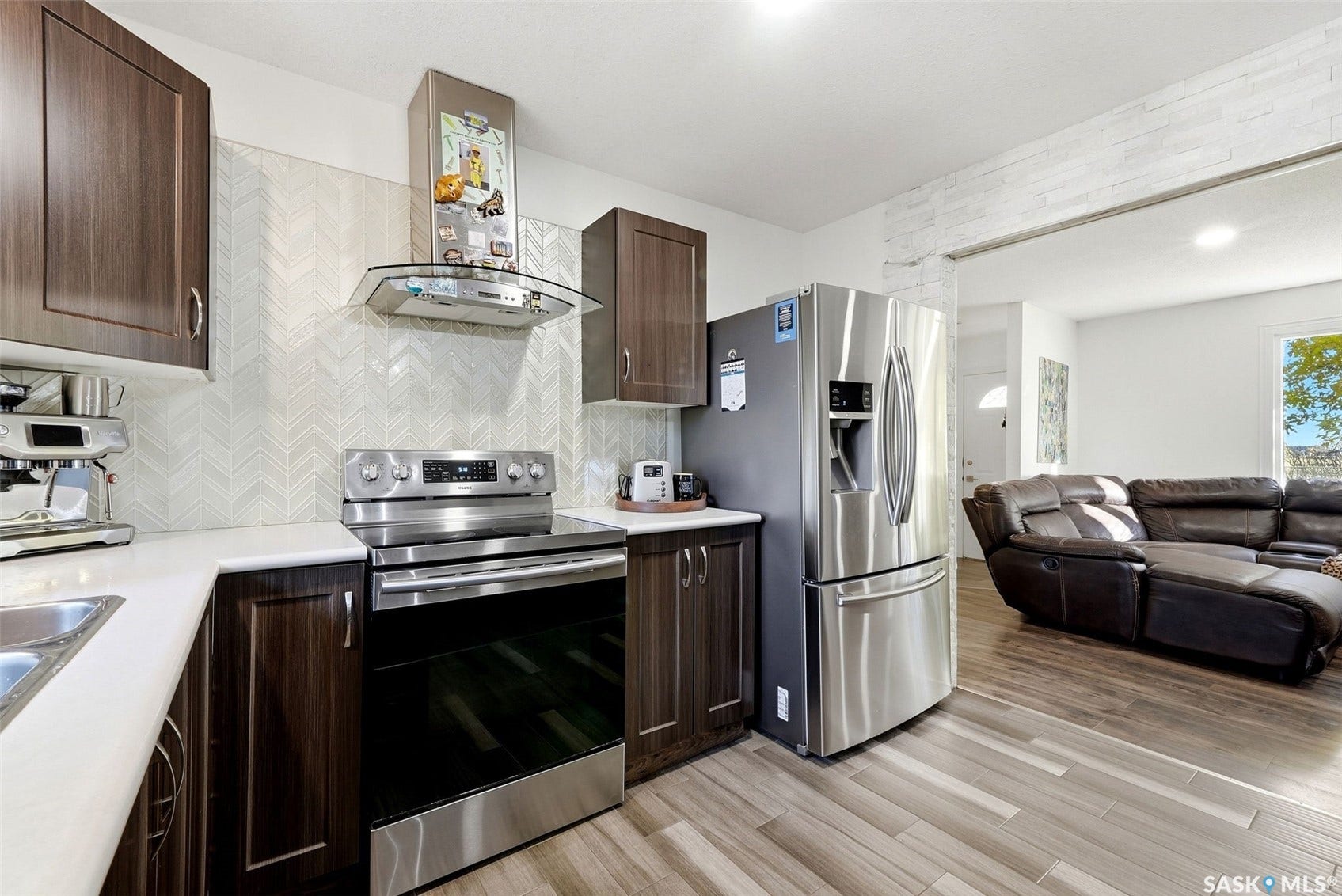 6610 Dewdney Avenue, Regina SK S4T 6W7