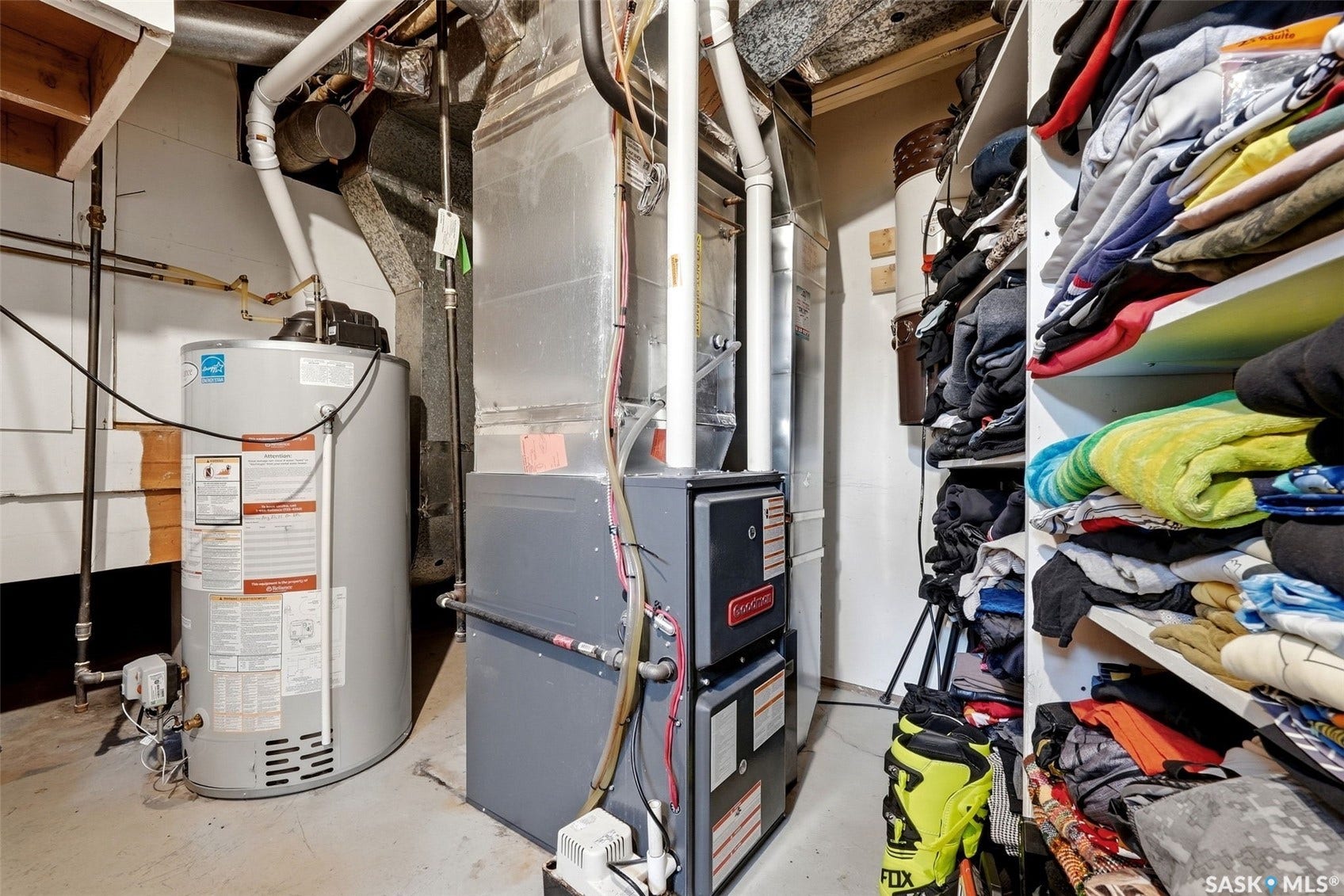 6610 Dewdney Avenue, Regina SK S4T 6W7