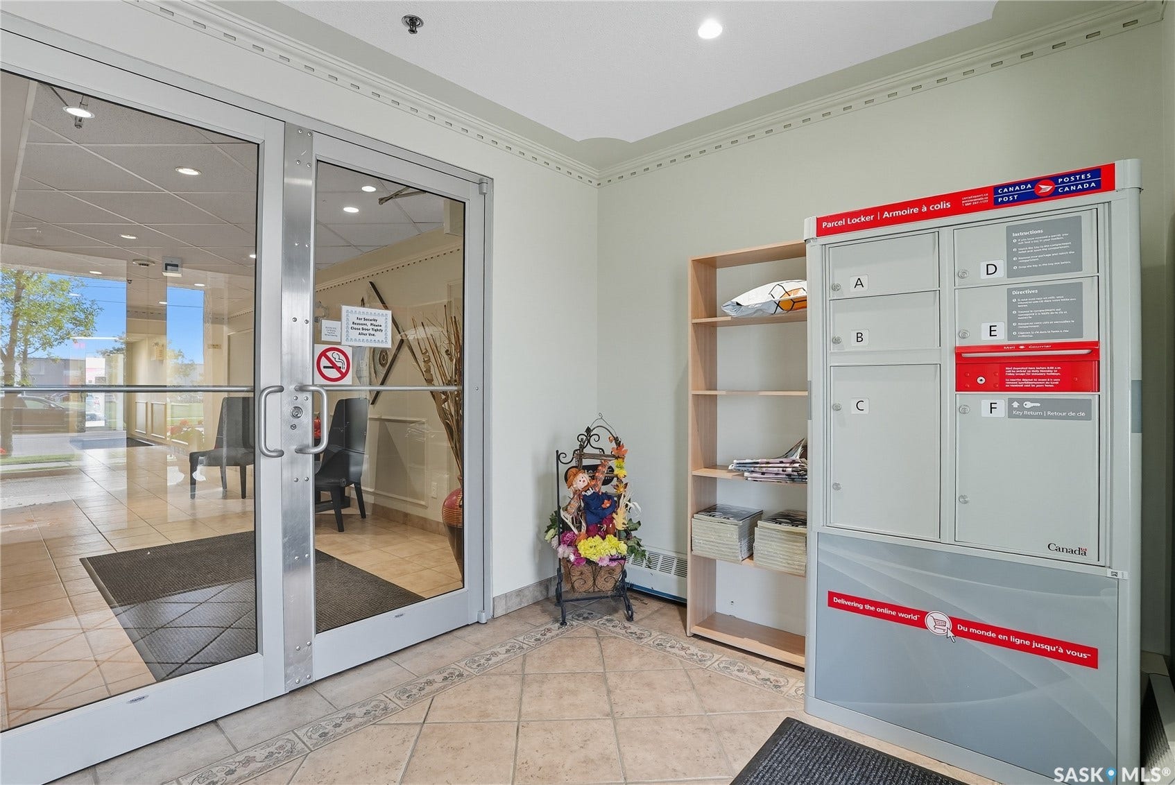 215 Lowe Road, #409, Saskatoon SK S7S 1N1
