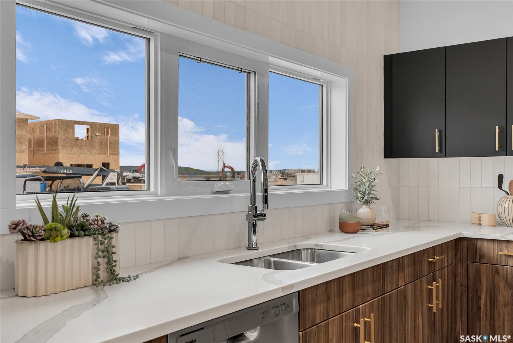 126 Amisk Way, Saskatoon SK S7V 1W5