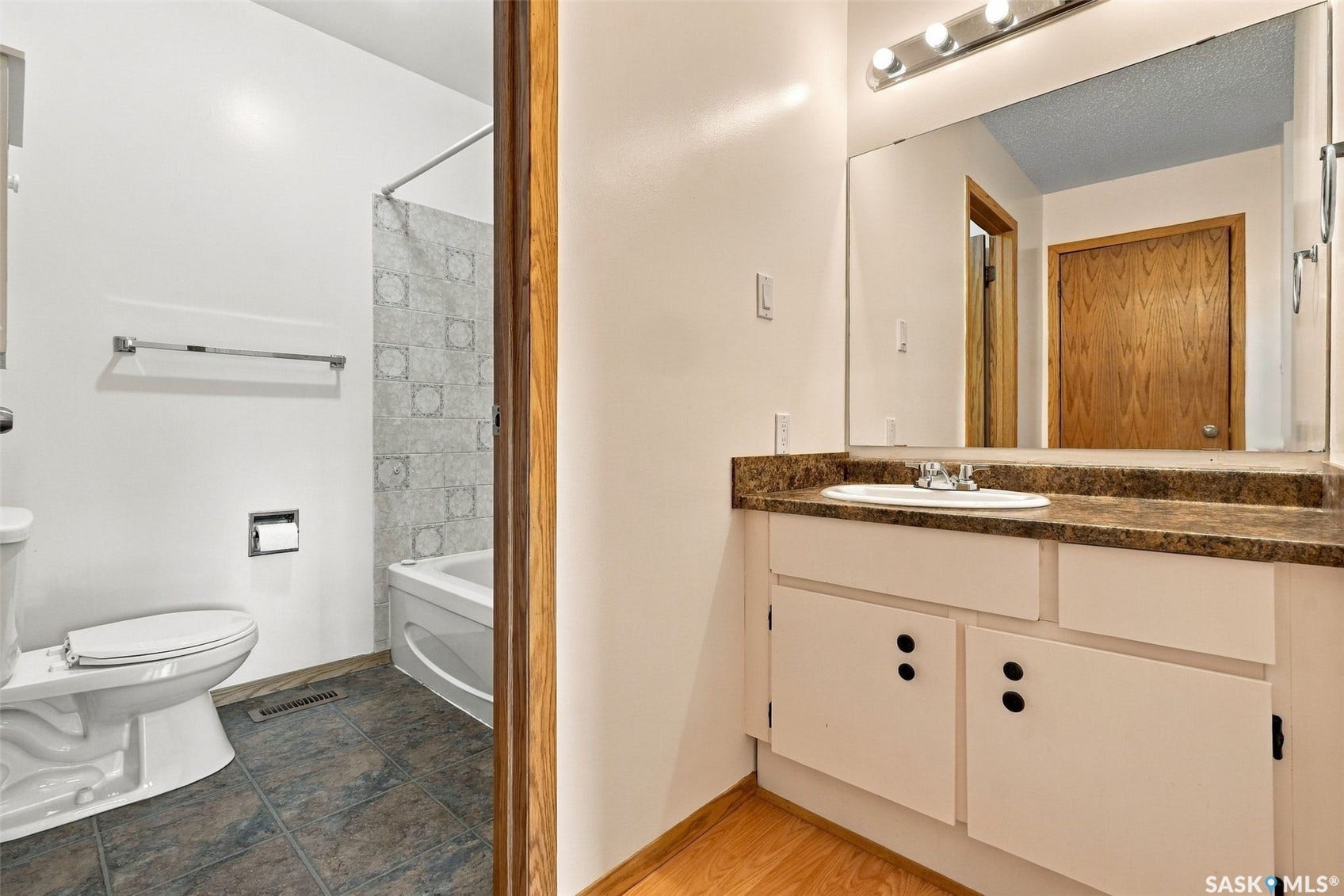 6918 Blakeney Drive, #28, Regina SK S4X 2N5
