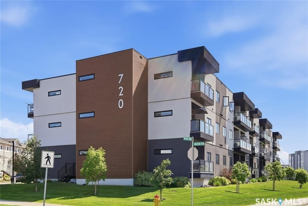 720 Baltzan Boulevard, #304, Saskatoon SK S7W 0W6