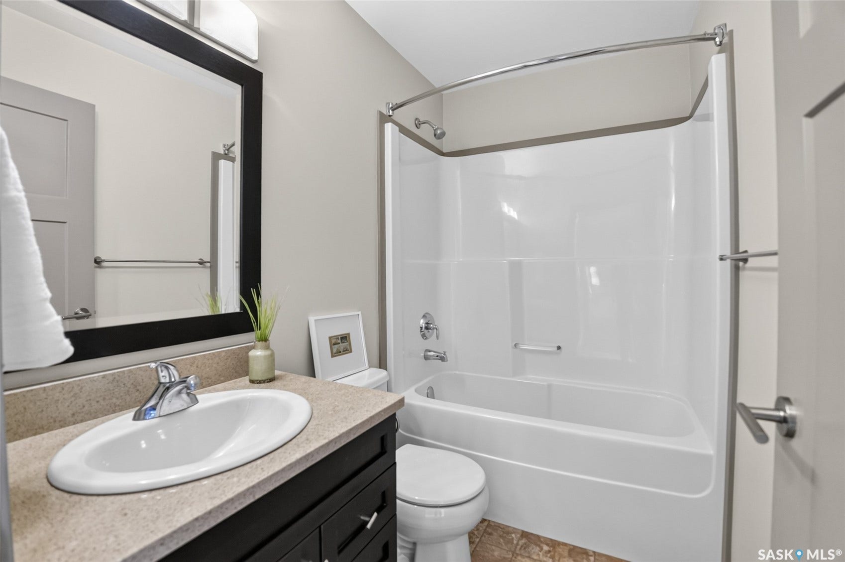 202 Maningas Bend, Saskatoon SK S7W 0P5