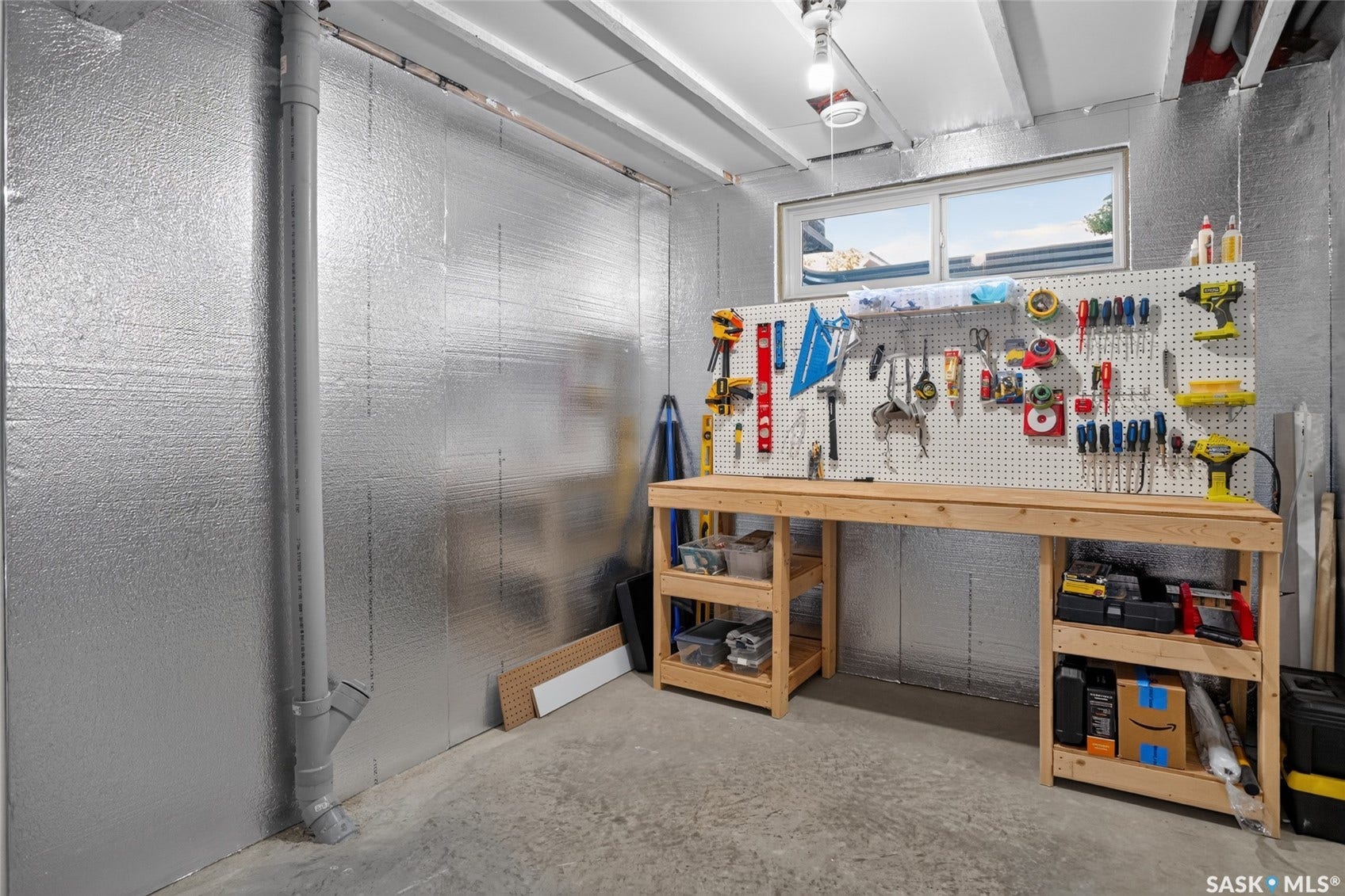 202 Maningas Bend, Saskatoon SK S7W 0P5