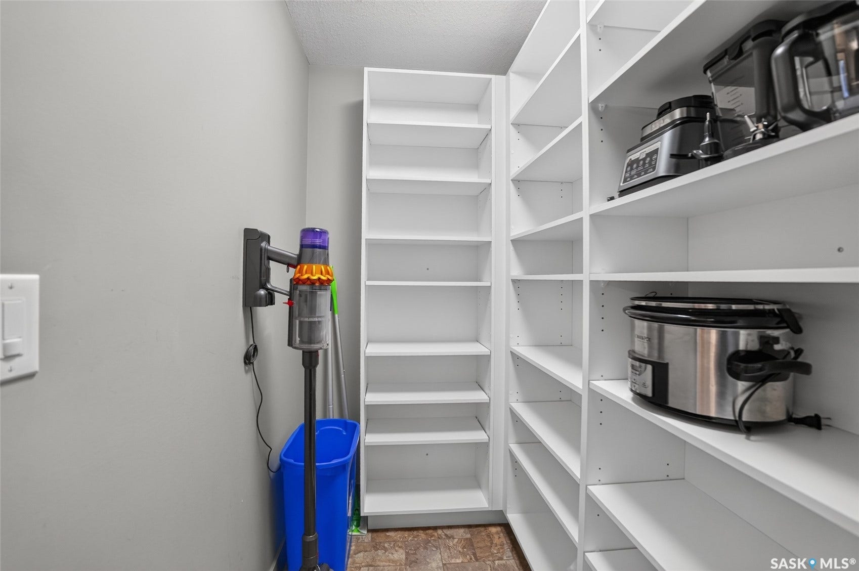 202 Maningas Bend, Saskatoon SK S7W 0P5