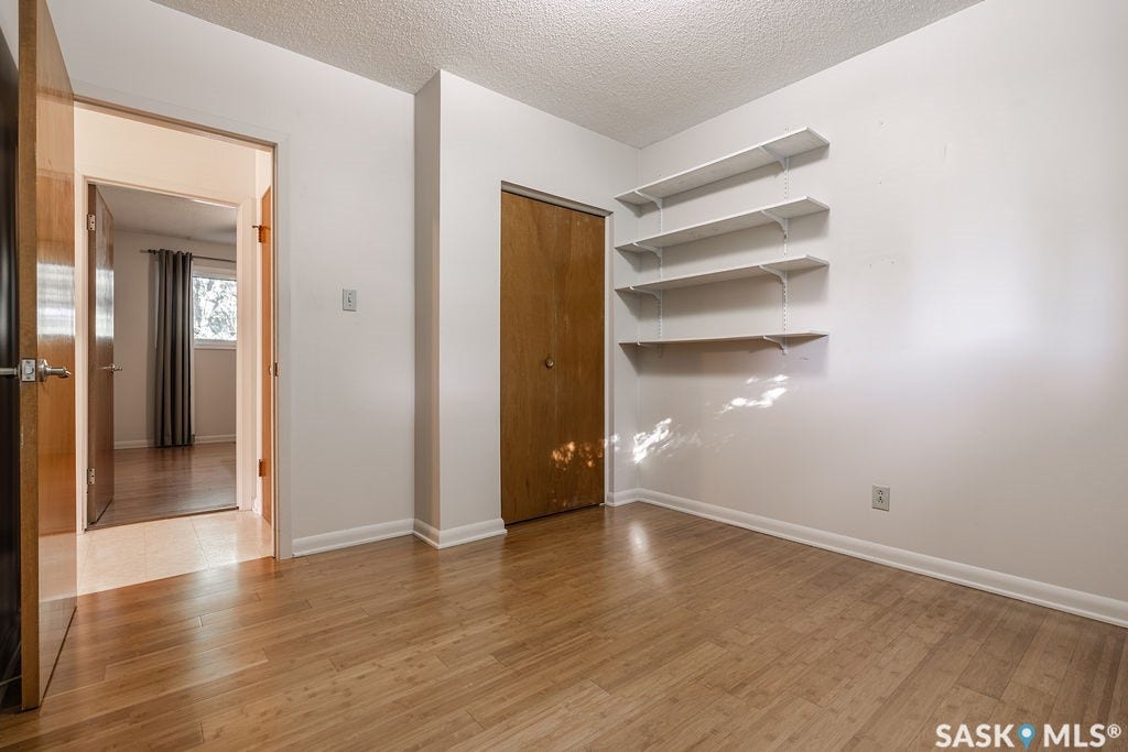 56 Morris Drive, Saskatoon SK S7L 3V2