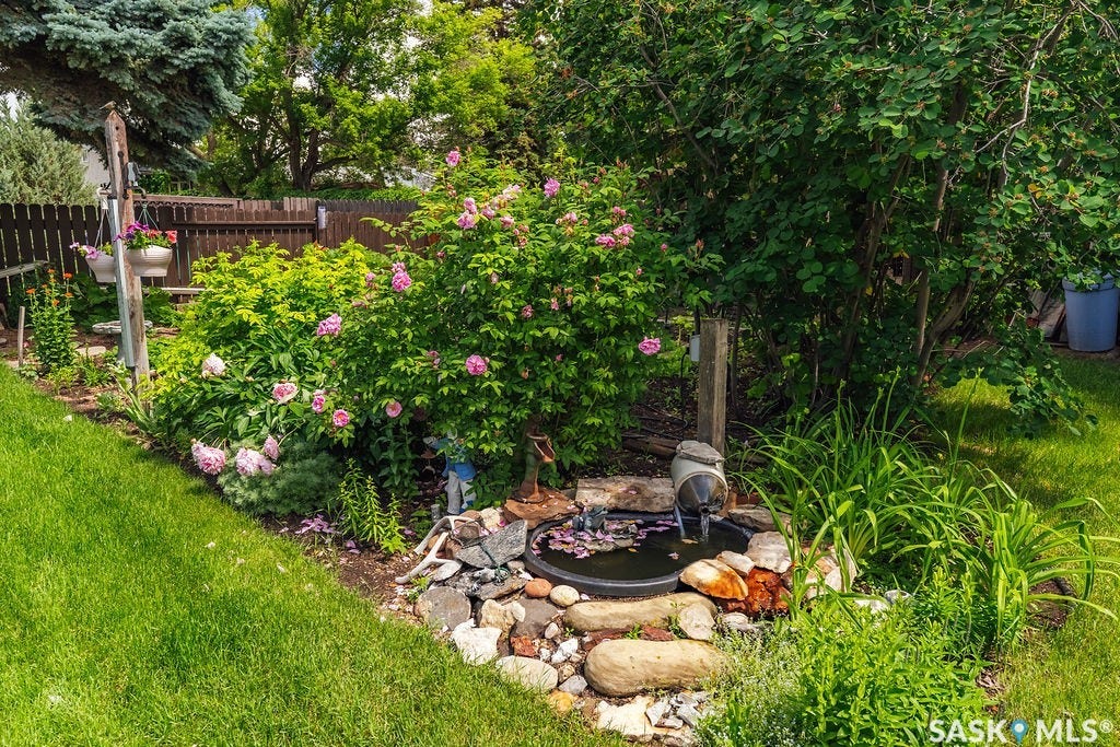 56 Morris Drive, Saskatoon SK S7L 3V2